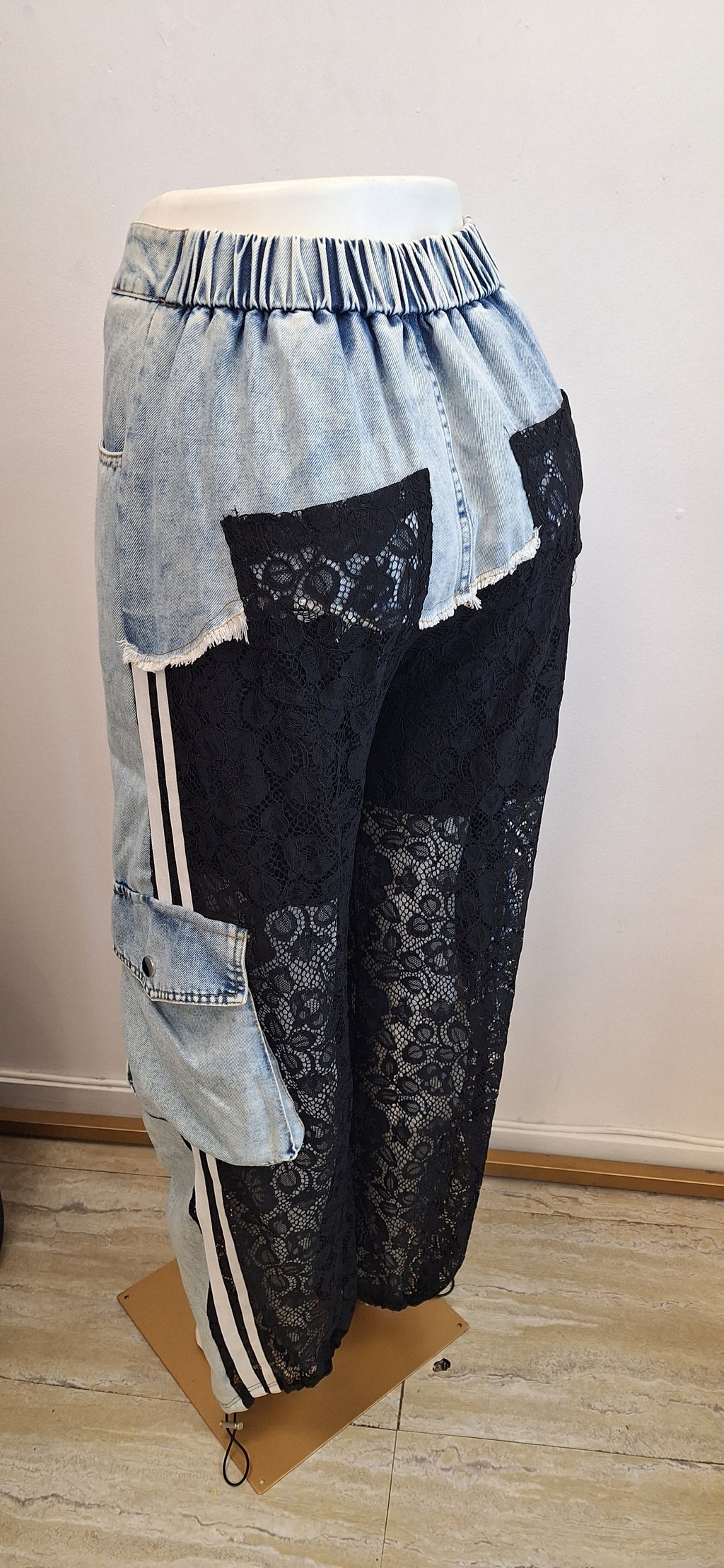 CASUAL DENIM BLACK LACE OR LEOPARD CARGO PANT
